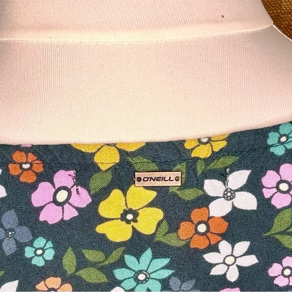 O'Neill Multicolor Floral Maxi Dress - Picture 4 of 6
